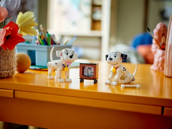 Picture of LEGO Disney 43271 Lucky & Penny 101 Dalmatians Puppies