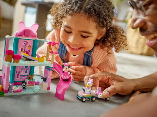 Picture of LEGO Disney 43274Minnie’s Pet Hotel