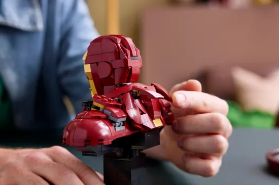 Picture of LEGO Marvel 76327 Iron Man MK4 Bust