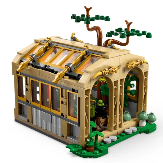 Picture of LEGO Harry Potter 76445 Hogwarts™ Castle: Herbology Class