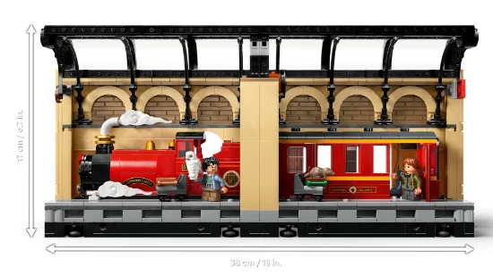 Picture of LEGO Harry Potter 76450 Book Nook: Hogwarts™ Express