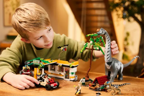 Picture of LEGO Jurassic World 76973 Raptor & Titanosaurus Tracking Mission