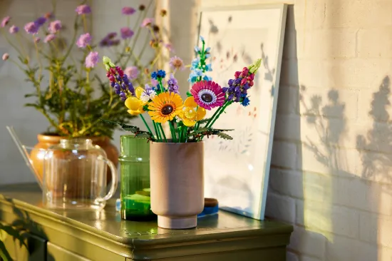 LEGO Icons 10313 Wildflower Bouquet decoration