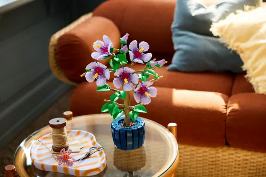 Picture of LEGO Icons 10372 Botanicals Hibiscus