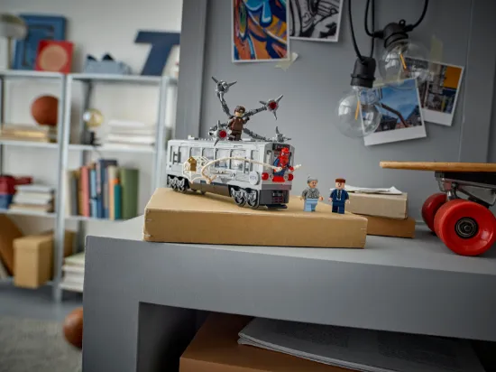 Picture of LEGO MARVEL 76321 Spider-Man vs. Doc Ock Subway Train Scene