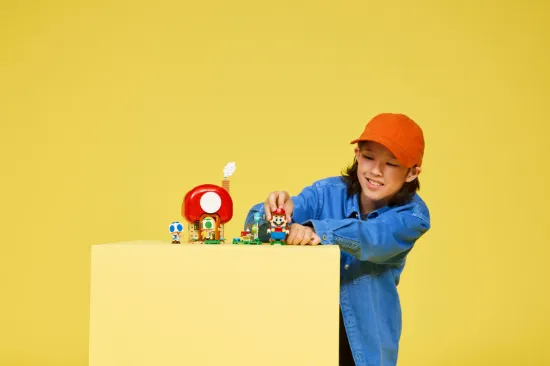 Picture of LEGO Super Mario 72041: Party at Toad's House