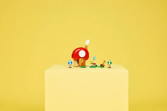 Picture of LEGO Super Mario 72041: Party at Toad's House