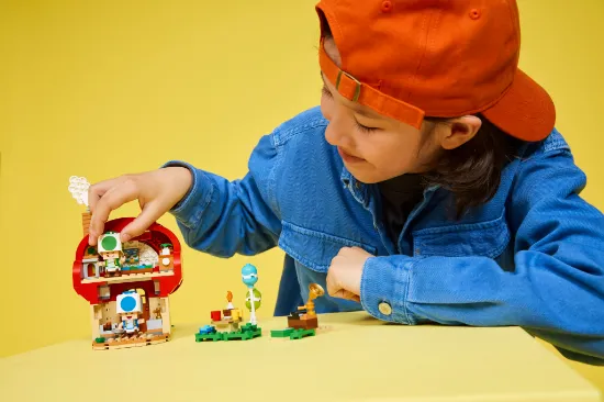 Picture of LEGO Super Mario 72041: Party at Toad's House