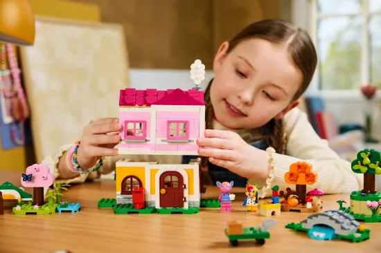 Picture of LEGO Animal Crossing 77057 Creative Houses: Seasons of Fun