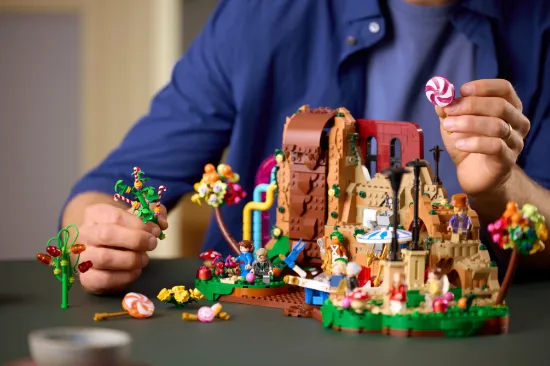 Picture of LEGO IDEAS 21360 Willy Wonka & the Chocolate Factory