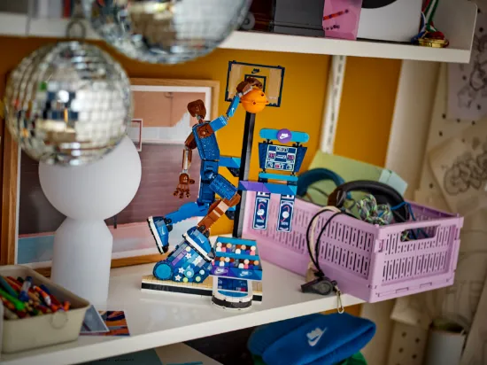 Picture of LEGO Nike 43010 Slam Dunk