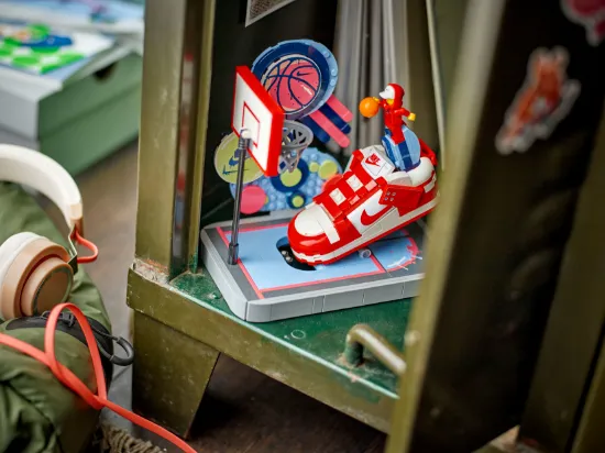 Picture of LEGO Nike 43021 Dunk Trickshot
