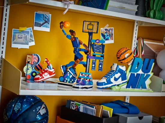 Picture of LEGO Nike 43021 Dunk Trickshot