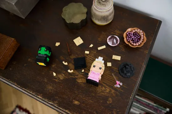 Picture of LEGO BrickHeadz Wicked 40794  Elphaba & Glinda Figures