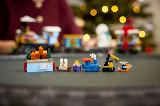 Picture of LEGO Icons 10361 Holiday Express Train
