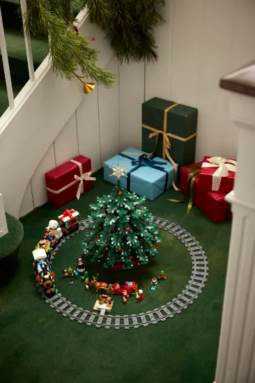 Picture of LEGO Family 48143 Christmas Tree Decoration