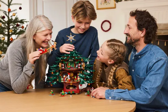 Picture of LEGO Family 48143 Christmas Tree Decoration
