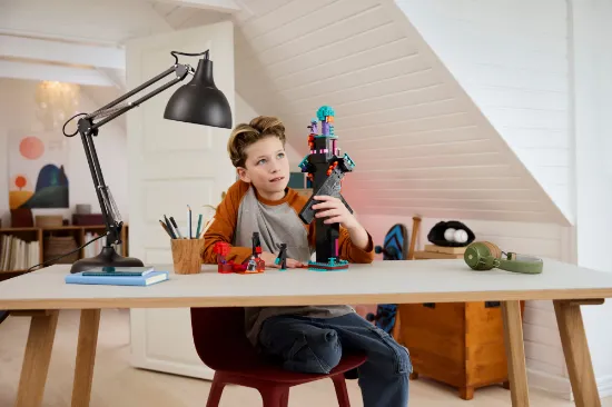 playing LEGO Minecraft 21279 The Enderman Tower