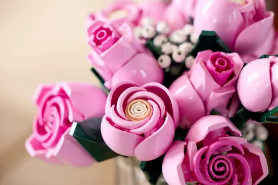 Picture of LEGO Botanicals 10374 Bouquet of Pink Roses