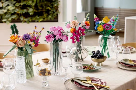 Picture of LEGO Botanicals 10374 Bouquet of Pink Roses