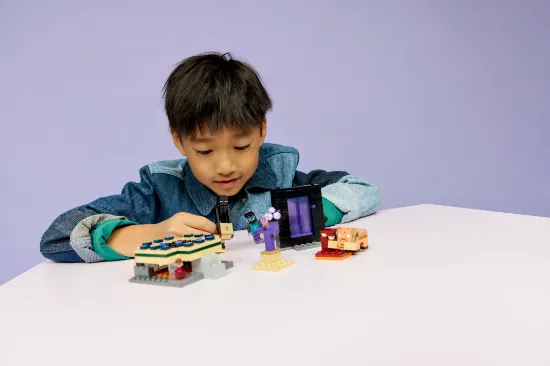 Picture of LEGO Minecraft 21584 Nether & End Portal Journey