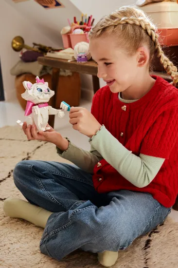 Picture of LEGO Disney 43286 The Aristocats Adorable Marie