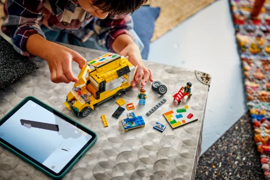 Picture of LEGO City 60500 The LEGO Van