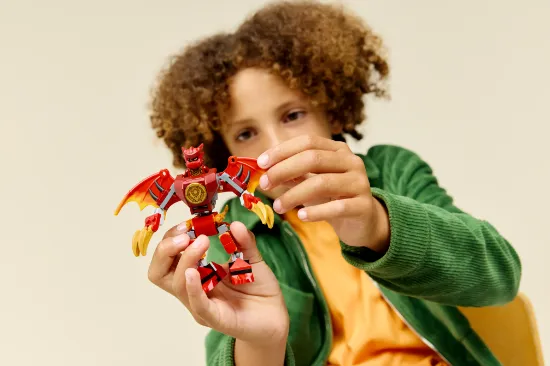 play LEGO NINJAGO 71851 Kai’s Dragon Mech Battle Pack