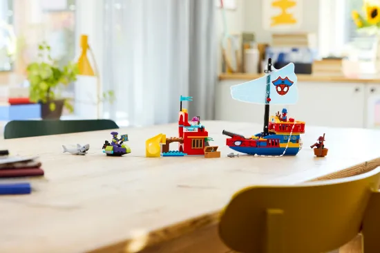 Picture of LEGO Marvel 11208 Spidey And His Amazing Friends Team Spidey Pirate Ship