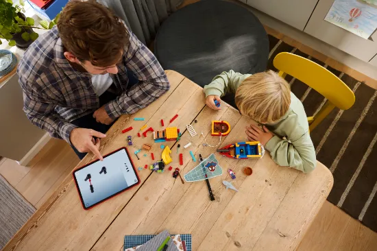 Picture of LEGO Marvel 11208 Spidey And His Amazing Friends Team Spidey Pirate Ship