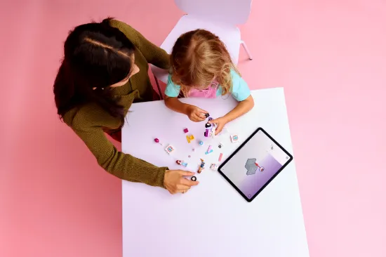 Picture of LEGO Friends 42675 Unicorn Cake Delivery Car