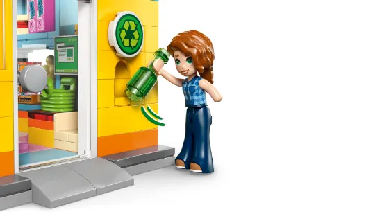Picture of LEGO Friends 42680 Heartlake City Convenience Store