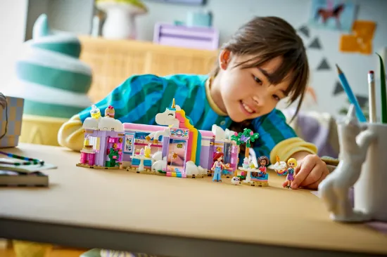 Picture of LEGO Friends 42684 Unicorn Dream Café