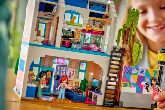 Picture of LEGO Friends 42687 Liann’s Family House