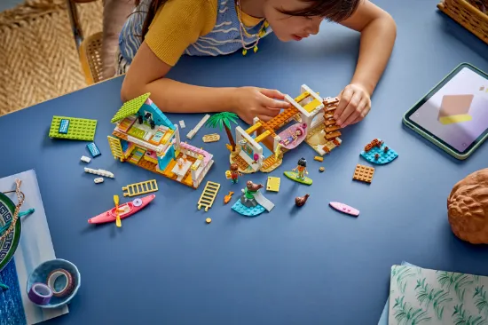 Picture of LEGO Friends 42699 Beach House with Seals