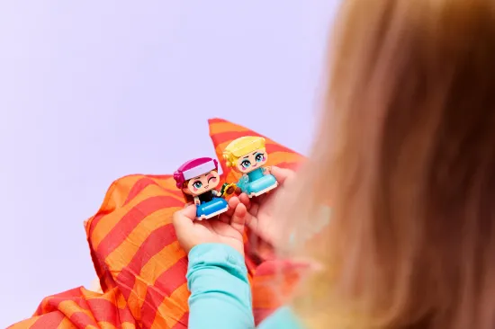 Picture of LEGO Disney 43284 Frozen Mini Anna & Elsa