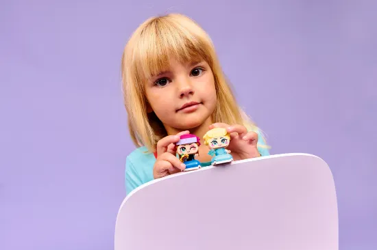 Picture of LEGO Disney 43284 Frozen Mini Anna & Elsa