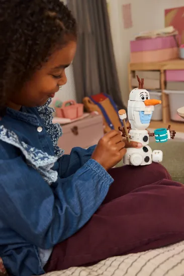 Picture of LEGO Disney 43287 Frozen Olaf and Bruni’s Picnic Fun