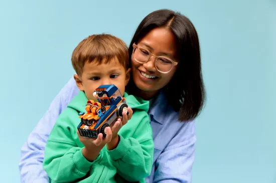 Picture of LEGO City 60491 Motorcycle Transporter