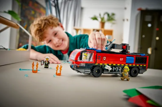 Picture of LEGO City 60499 Airport Fire Truck
