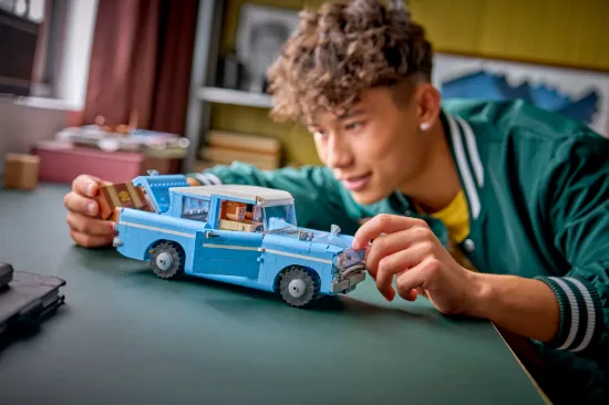 Picture of LEGO Harry Potter 76470 Enchanted Flying Ford Anglia™