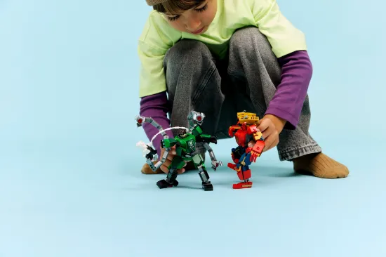 Picture of LEGO MARVEL 76338 Mech Battle: Spider-Man vs. Doc Ock