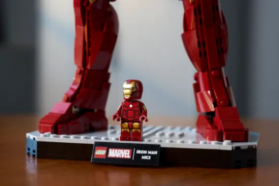 Picture of LEGO MARVEL 76344 Iron Man Mark 3 Collectors’ Edition