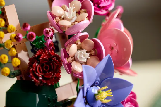 Picture of LEGO Botanicals 11503 Flower Wall