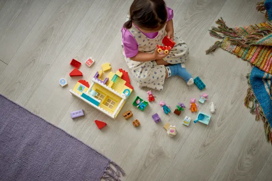 Picture of LEGO DUPLO Peppa Pig 10467 Family House