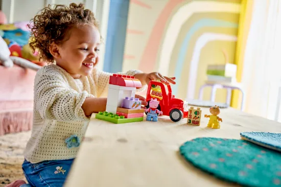 Picture of LEGO DUPLO Peppa Pig 10468 Tractor and Market