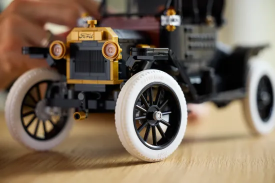 Picture of LEGO Icons 11376 Ford Model T