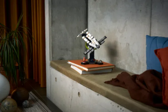 Picture of LEGO Icons 11389 Project Hail Mary