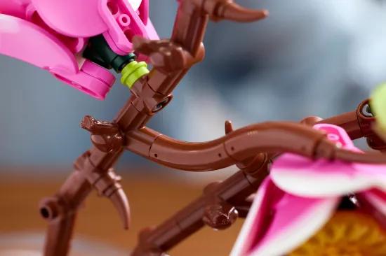 Picture of LEGO Botanicals 11510 Magnolia Branches