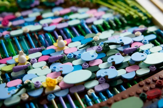 Picture of LEGO Art 31220 Claude Monet – Bridge over a Pond of Water Lilies